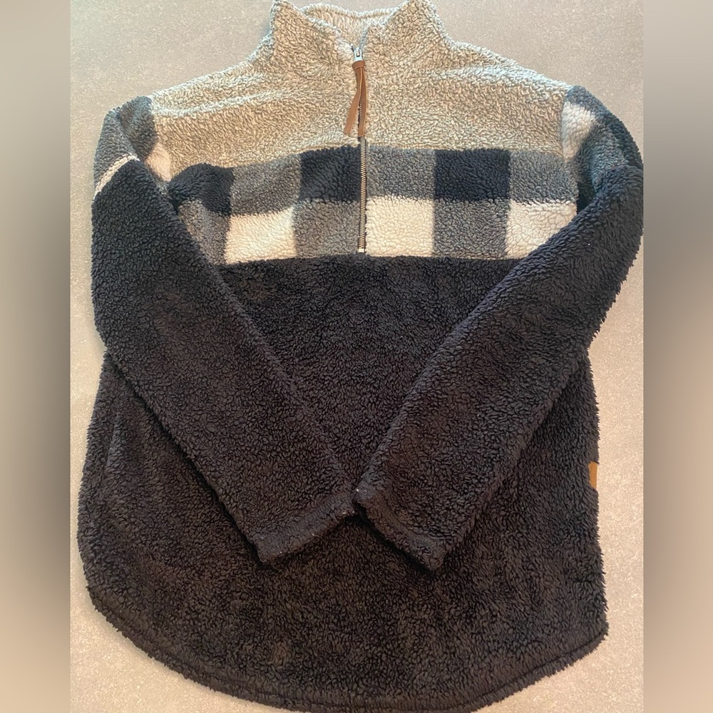 Maurices Black and Gray Textured fleece pullover Jacket